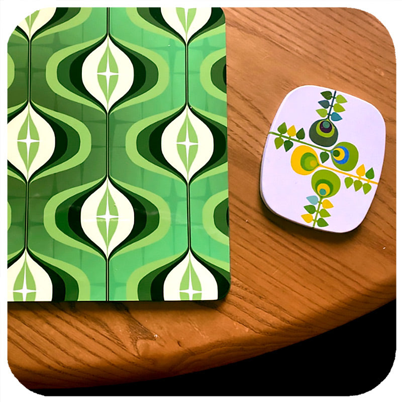 Customer Photo of Green 70s style Op Art placemat on a wooden table with a vintage 70s coaster of similar style